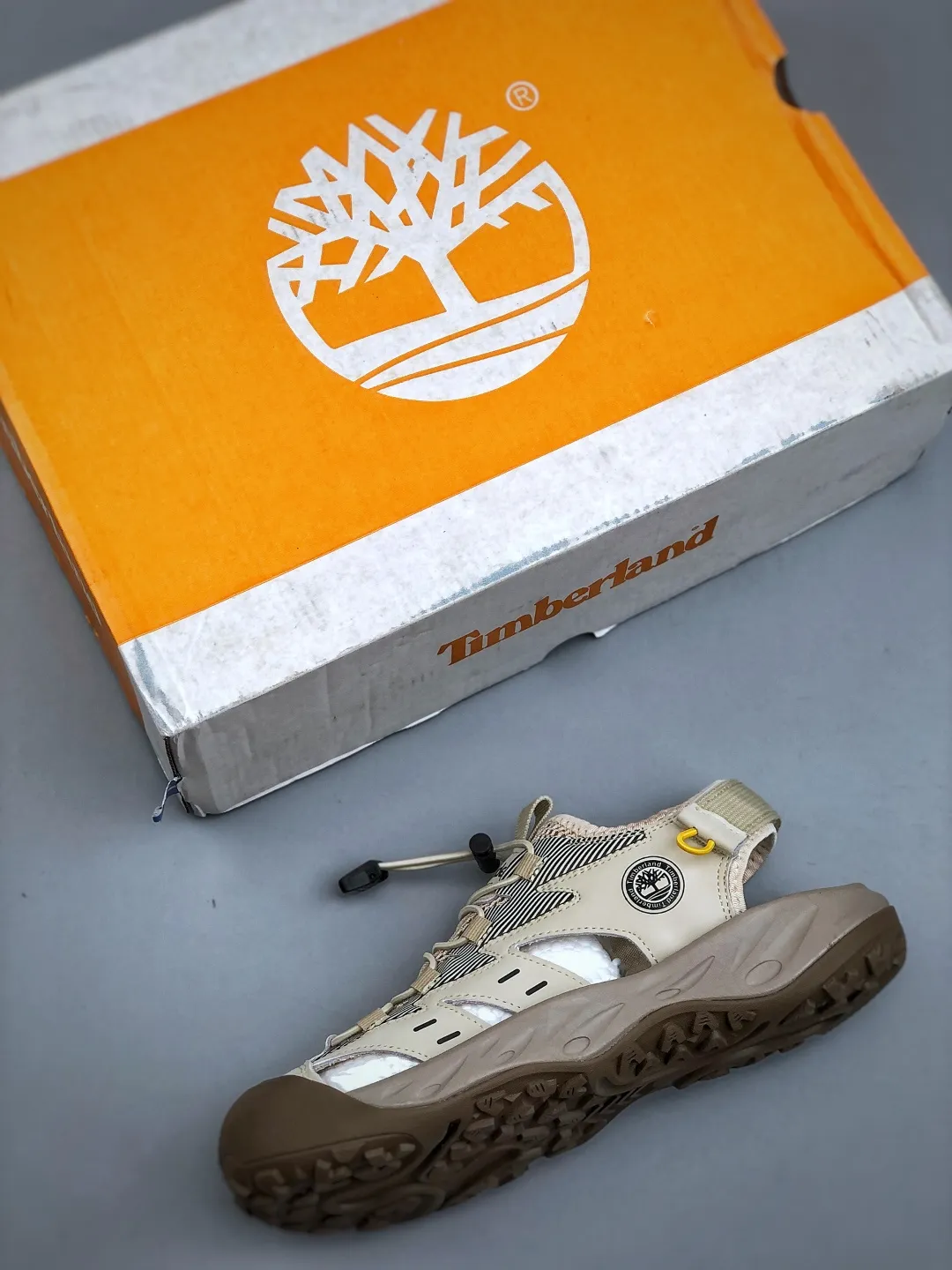 Local pick-up 440💰Support store Timberland/Timberland sandals classic 25ss new style classic re-engineered brand new upgrade Guangdong factory quality original box original packaging The fabric is made of top Italian frosted cowhide with anti-odor and anti-corrosion genuine leather latex insoles to give you a perfect wearing experience quality and durable, a must-have for men who are not handsome, high-quality and first-class foot feel Exclusive supply Size: 39 40 41 42 43 44